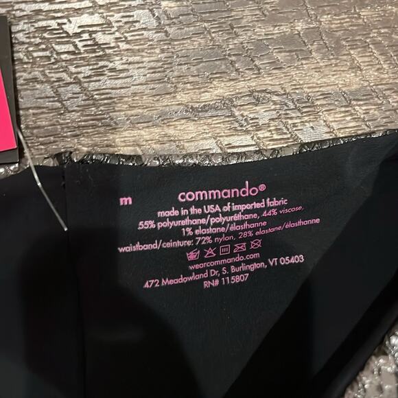 NWT Commando Women's Faux Leather Animal Legging Gray Snake  M - Picture 5 of 10